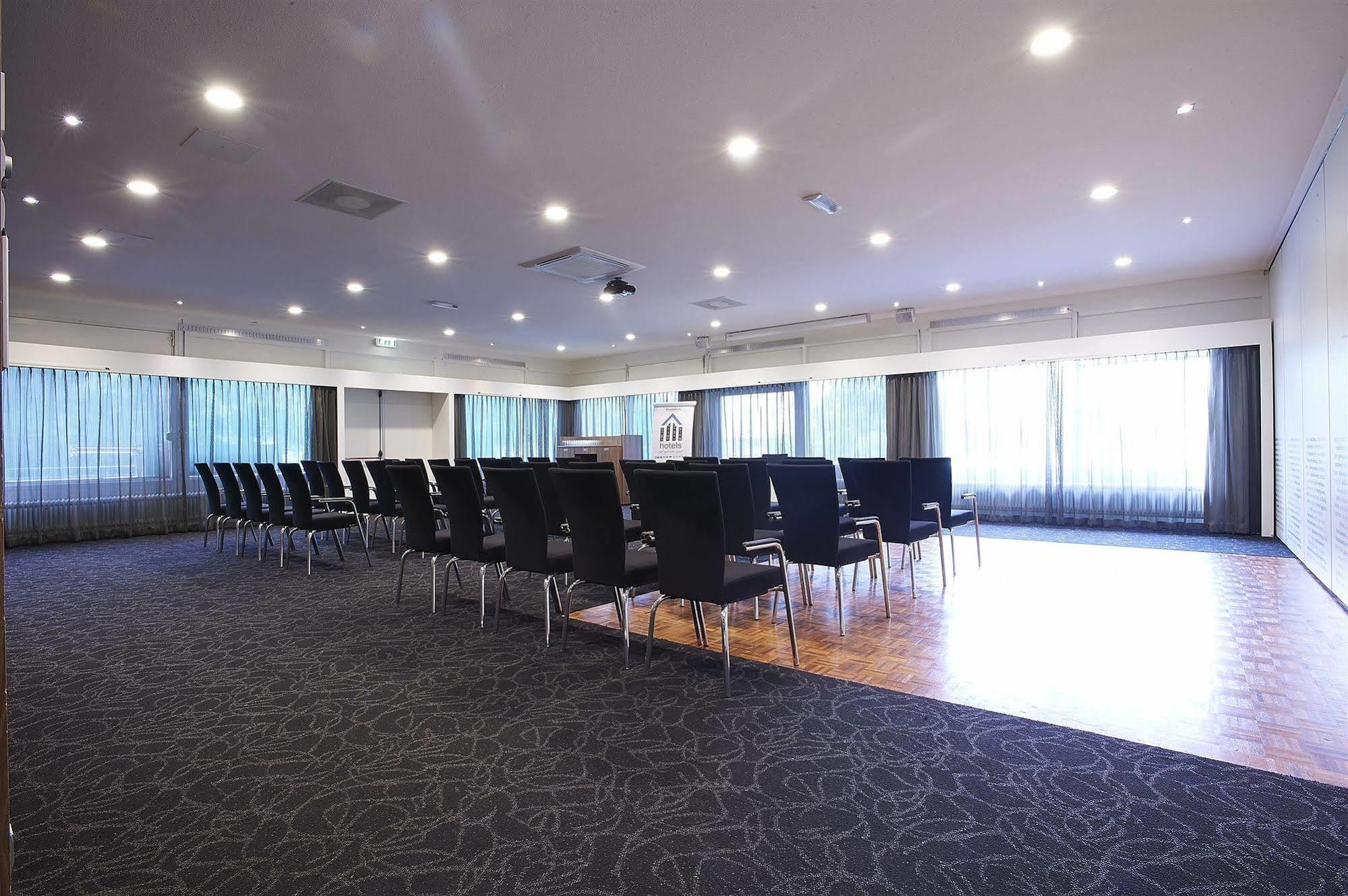 Postillion Hotel Deventer Ngoại thất bức ảnh